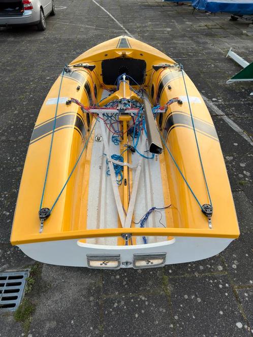 Sportief open zeilbootje ( Dehler 470)