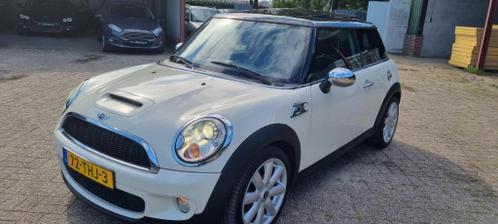 Sportieve Mini Cooper-S sport AUTOMAAT  APK GROTE BEURT PANO