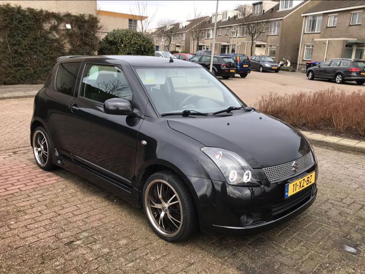 Sportieve Suzuki Swift 1.3 3D 2007 KeylessampGo