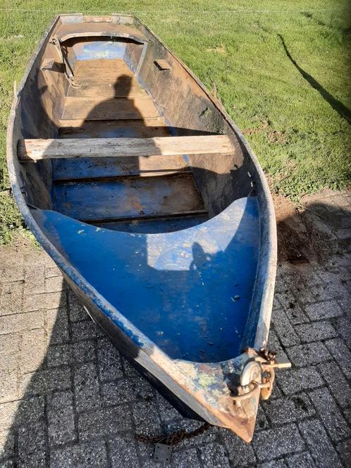 Stalen roeiboot 435 lang