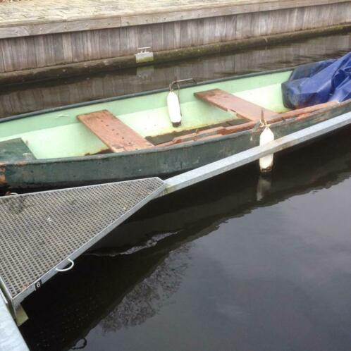 Stalen roeiboot 480cm groen