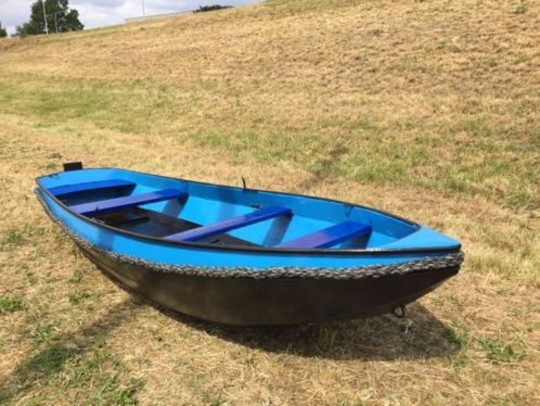 Stalen roeiboot, grachtenbootje, bijboot 4 meter
