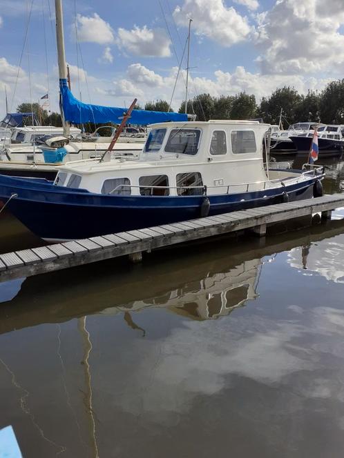 Stern motorvlet 8m