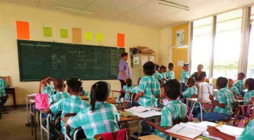 Steun het onderwijs in Suriname