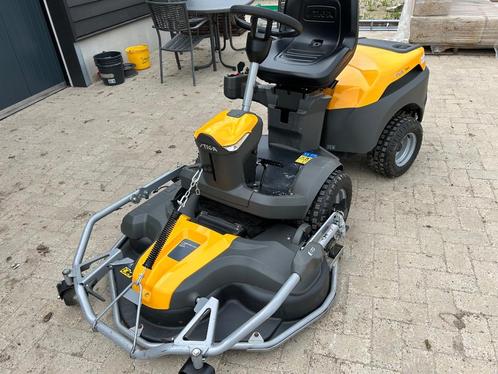 stiga park  500 W 110 breed grasmaaier