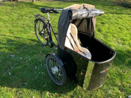 Stoere goed onderhouden Nihola bakfiets te koop