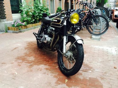 Stoere Honda CB550 Super Sport Cafe Racer