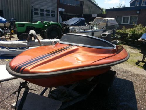 stoere speedboot IN PRIJS VERLAAGD