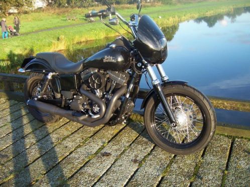 street bob club bike ALLE INRUIL MIGELIJK