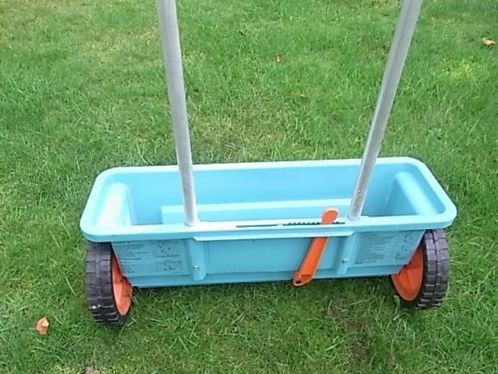 Strooiwagen Gardena