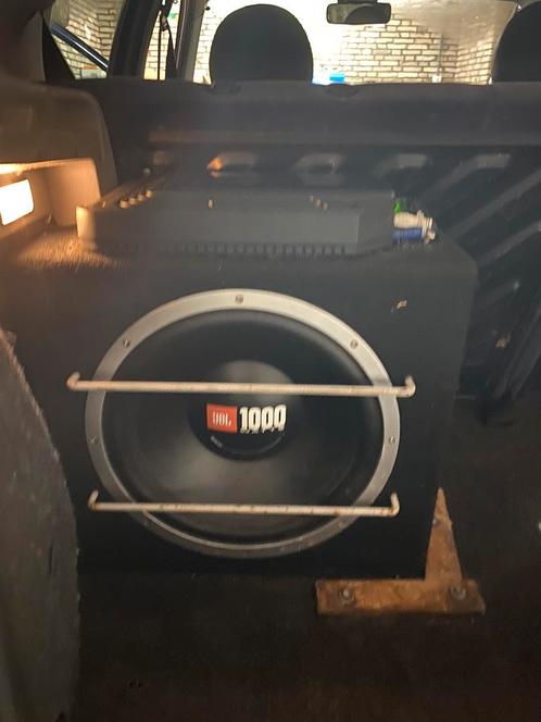 Subwoofer JBL 1000 watt  versterker