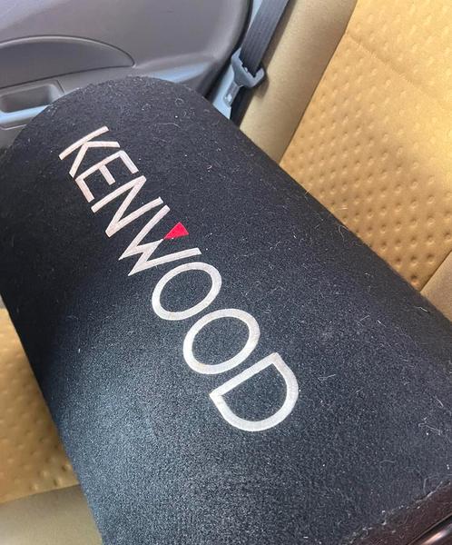 Subwoofer Kenwood amp Versterker