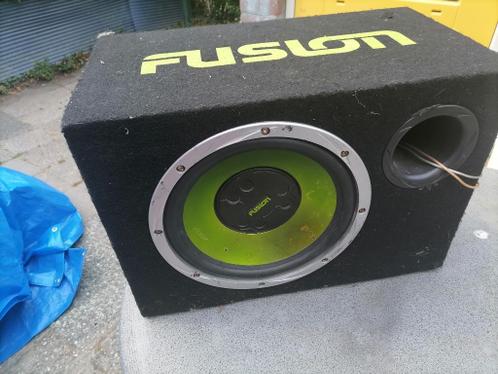 Subwoofer met ingebouwde versterker