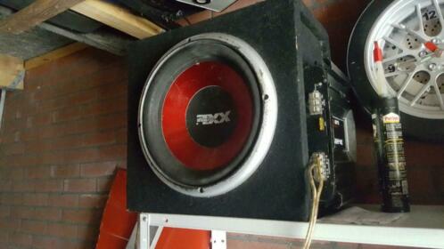 Subwoofer met versterker 