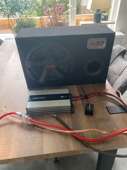 Subwoofer met versterker