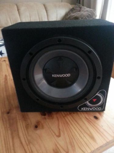 Subwoofer met versterker van Kenwood 400W