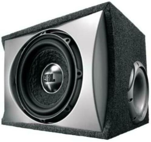 subwoofer, speakers, versterker, power CAP en toebehoren.