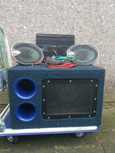 Subwoofer versterker kabels speakers 150 euro