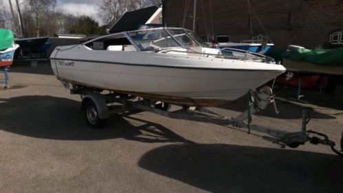 Sunbird 170 Open Bow met kantel trailer en Buitenboordmotor 