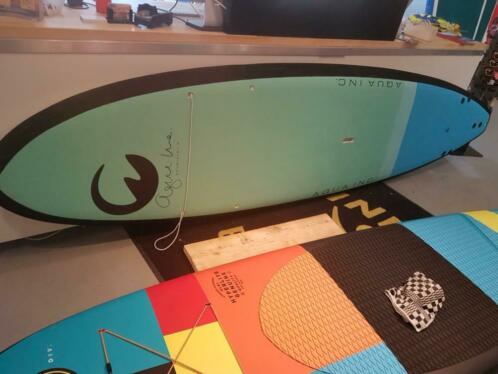 Sup soft top deck Aqua inc 10034 met paddle 375 euro