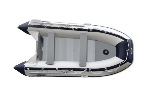 Super grote rubberboot Maat 4.20 GEEN TRAILER NODIG