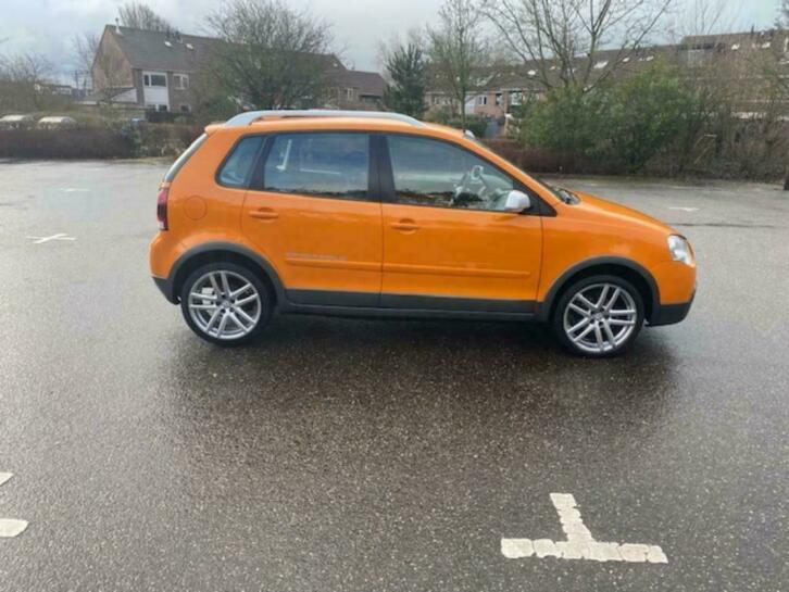 Super leuke VW Polo 1.4i 16V Cross High Line alle Opties