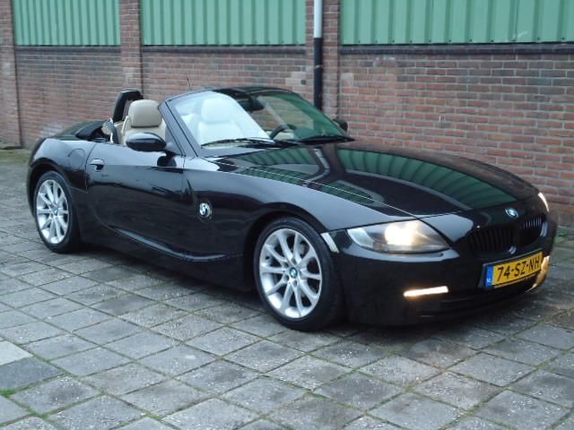 SUPER MOOIE BMW Z4 2.0i 2006 FACE LIFT MODEL 2007 airco