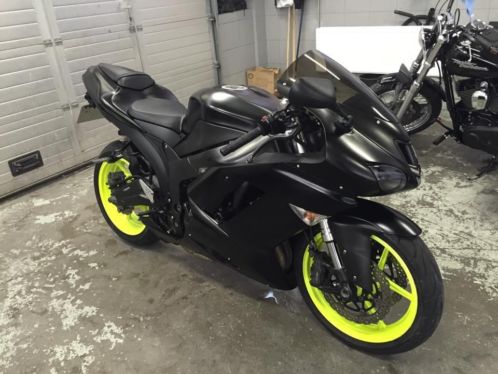 Super mooie Kawasaki ZX6R 2007