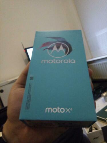 Super mooie Motorola X4 dual sim, complete setje