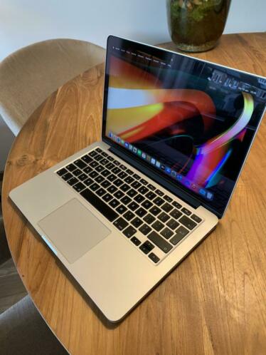 Super nette MacBook Pro Retina (i58128) compleet