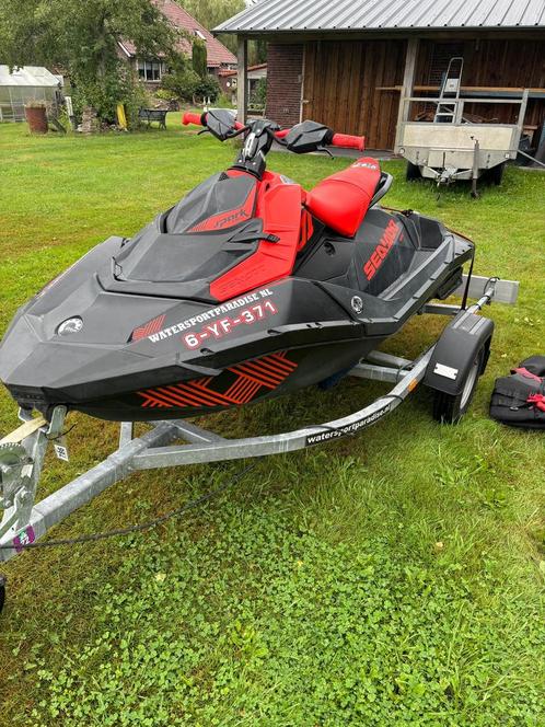 Super nette seadoo spark trixx 2-up 2021 incl trailer