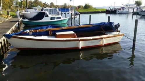 Superkoopje Houten valk zeilboot vaarklaar 