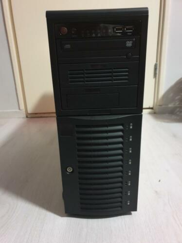 SuperMicro server 