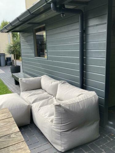 Supermooie Bryck loungebank met hocker