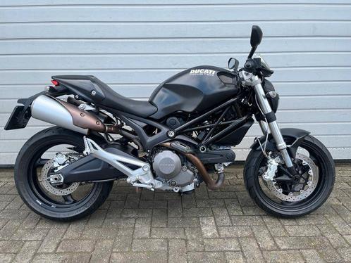 Supermooie DUCATI MONSTER 696 M696 (bj 2009)