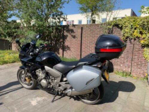 Supermooie Honda CBF 1000 ABS, koffers, navi, druppellader