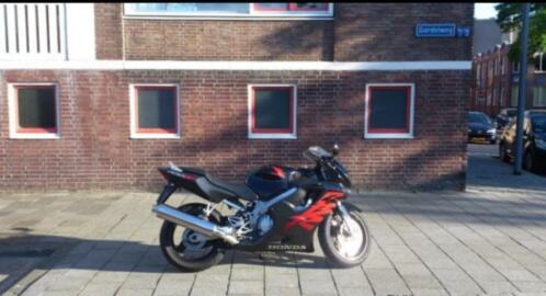 Supermooie Honda CBR 600 F (bj 2000)