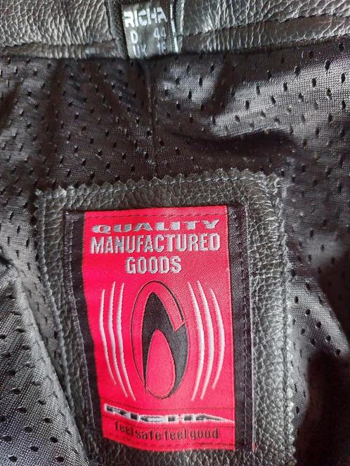 Supermooie lederen damesbroek, maat 44 motorkleding.