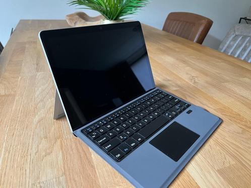 Surface go 2 tablet met type cover
