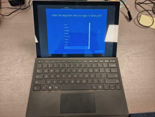 Surface Pro (2017)  Type Cover Zwart i5, 4GB, 128GB