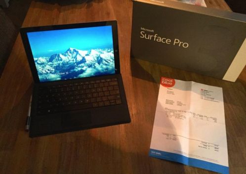 Surface Pro 3 - 64 GB met Typcover en 22 maanden garantie