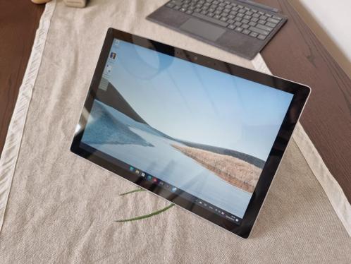 Surface Pro 7 i58gb128gb incl toetsenbord en hoes