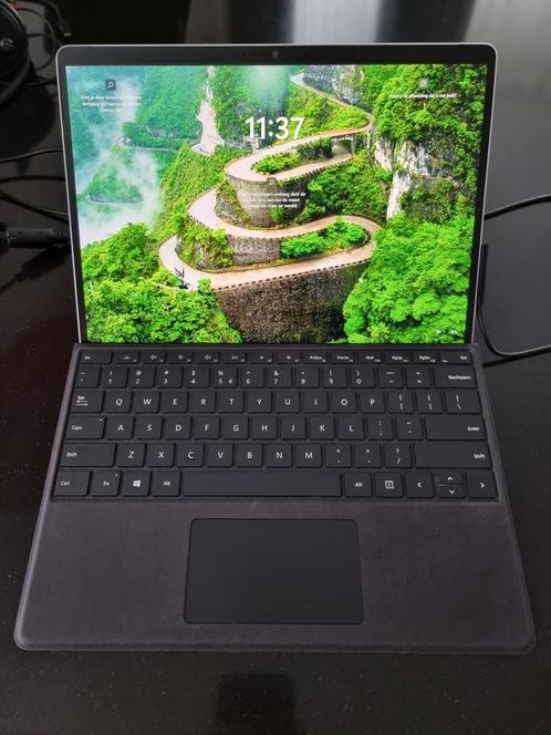 Surface pro 8 i7 16gb 1tb  toetsenbord en pen