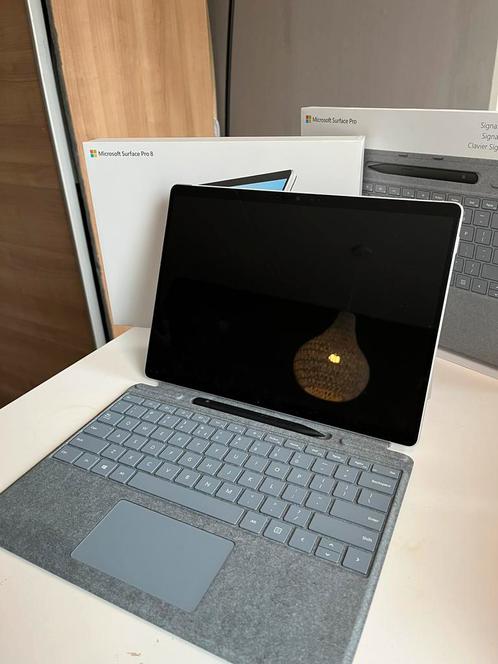 Surface pro 8 platinum i5 256