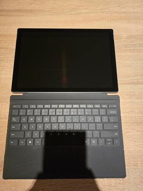 Surface Pro i7-7660U 8Gb 256 Gb