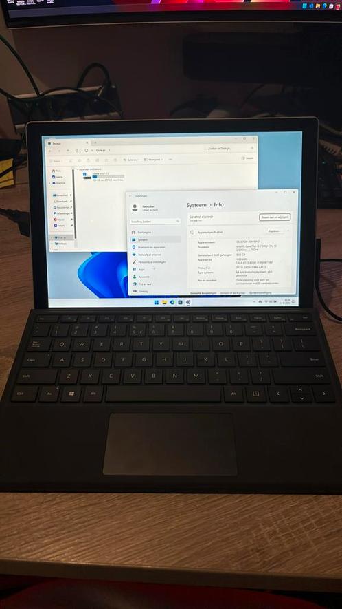 Surface Pro LTE (4G), i5 7300U, 8GB, 256GB, Windows 11 Pro