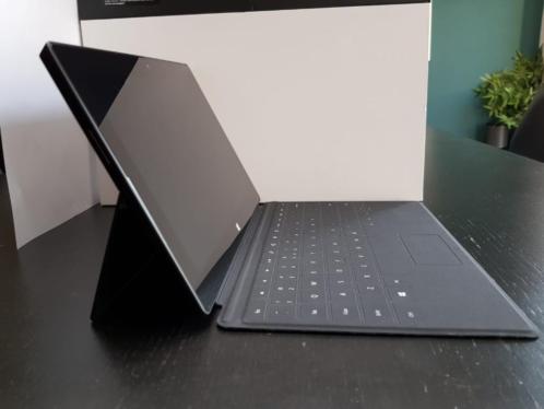 Surface RT 64GB met Keyboard cover