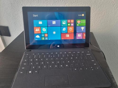 Surface tablet met toetsenbord en tas