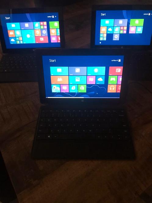 Surface tablets 3 stuks met toetsenbord en opladers