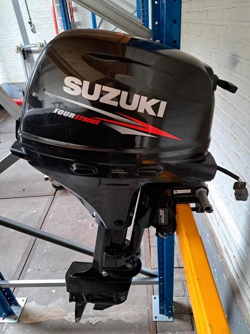 SUZUKI 20 pk 2012 powertrim langstaart elek. start